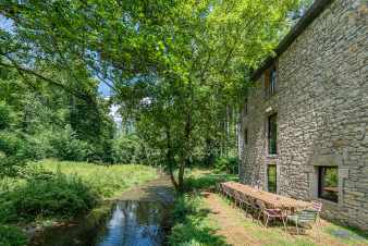 Holiday home for 22 people in the Ardennes, Durbuy.