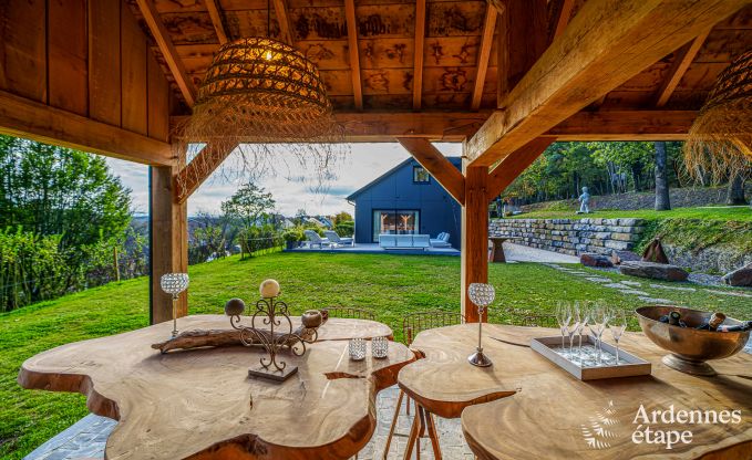 Luxury villa in Durbuy: enjoy wellness, art and nature for 8 people