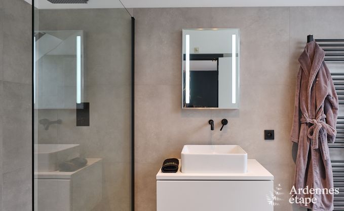 Luxevilla in Durbuy for 8 people with jacuzzi, sauna, covered terrace and private garden