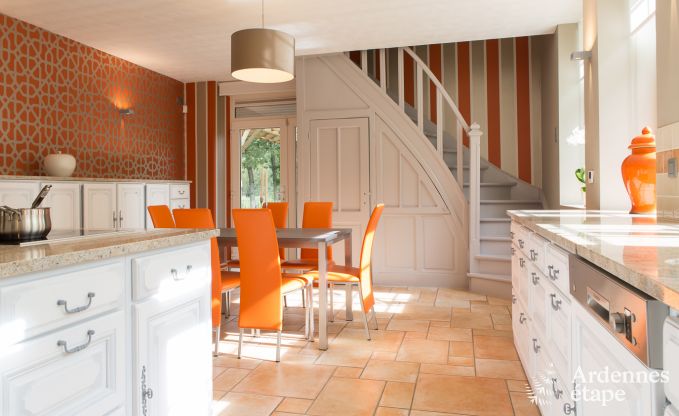 Luxury villa in Durbuy: accommodation for 15 people with pool, spa, and nature in the Ardennes