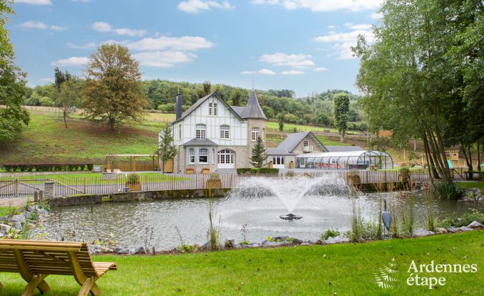 Luxury villa in Durbuy: accommodation for 15 people with pool, spa, and nature in the Ardennes