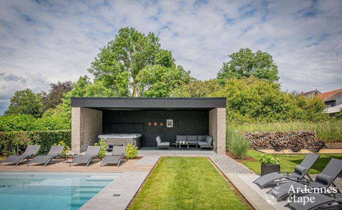 Holiday cottage in Durbuy for 14 persons in the Ardennes