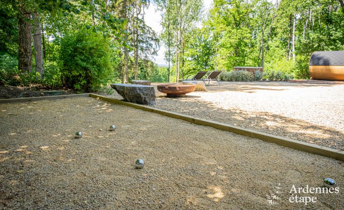 Spacious villa for 8 people in Durbuy with sauna, hot tub and private garden