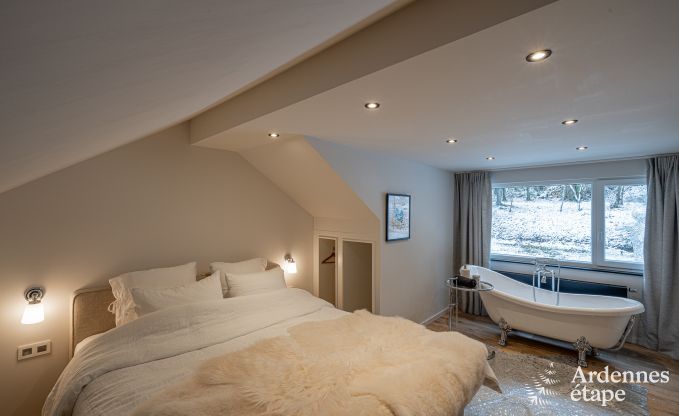 Luxury villa in Durbuy: enjoy wellness, art and nature for 8 people
