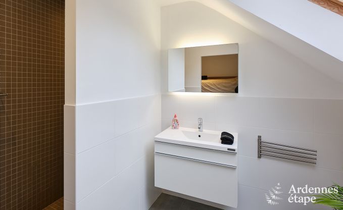 Luxevilla in Durbuy for 8 people with jacuzzi, sauna, covered terrace and private garden