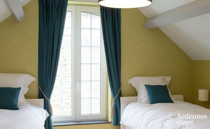 Luxury villa in Durbuy: accommodation for 15 people with pool, spa, and nature in the Ardennes