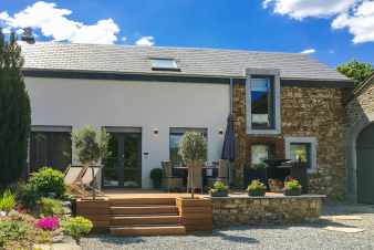 Comfortable and charming holiday home for 6 to 8 people in Ereze