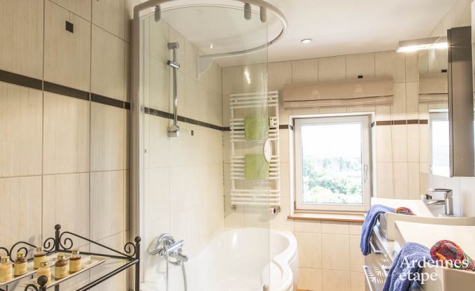 Holiday cottage in Ereze for 16 persons in the Ardennes