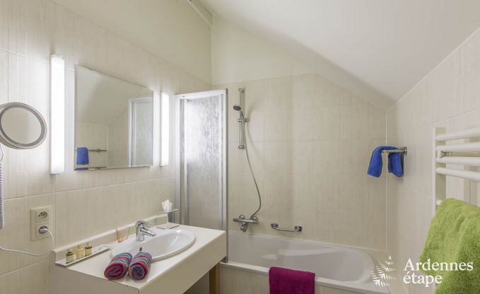 Holiday cottage in Ereze for 16 persons in the Ardennes