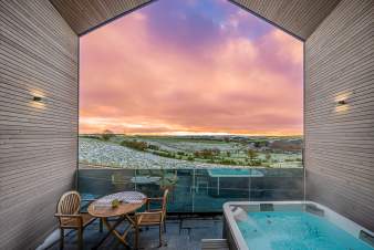 Romantic stay for 2 in Fauvillers with sauna, jacuzzi, private garden and terrace.