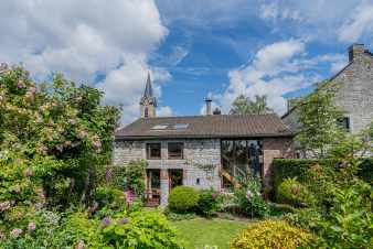 Charming 3-star farmhouse for 4 persons to rent in Ferrires