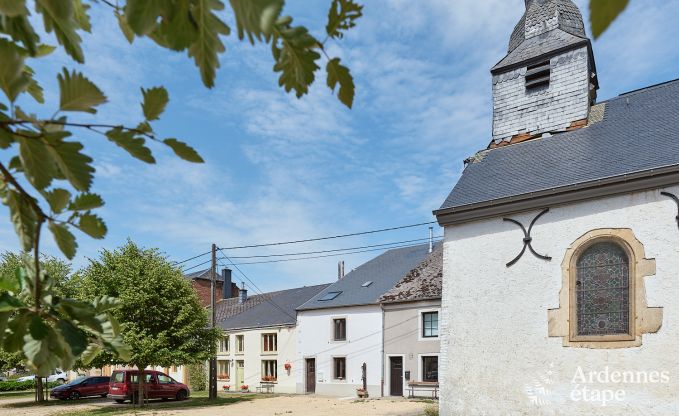 Charming holiday home for 8 people in Florenville with 4 bedrooms, wellness and play tower on the Semois