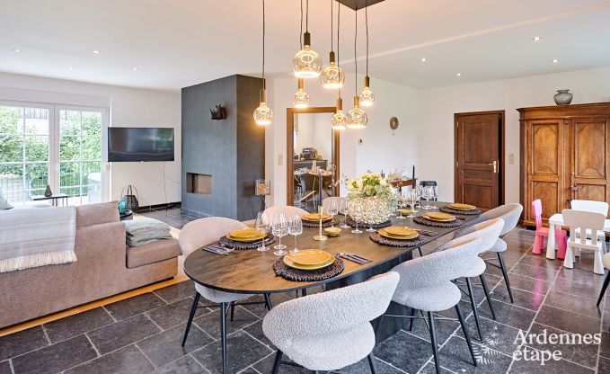 Spacious comfortable holiday home for 10 people in Voeren with private pool, jacuzzi and garden