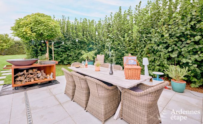 Spacious comfortable holiday home for 10 people in Voeren with private pool, jacuzzi and garden