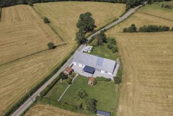 Holiday home for 14 p. near the Lacs de l'Eau d'Heure