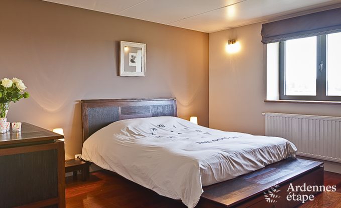 Luxury holiday home in Froidthier for 10 guests with swimming pool, wellness and 5 bedrooms near Aubel