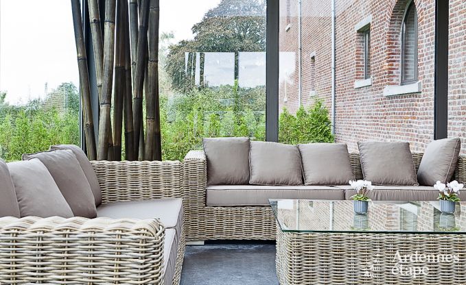 Luxury holiday home in Froidthier for 10 guests with swimming pool, wellness and 5 bedrooms near Aubel