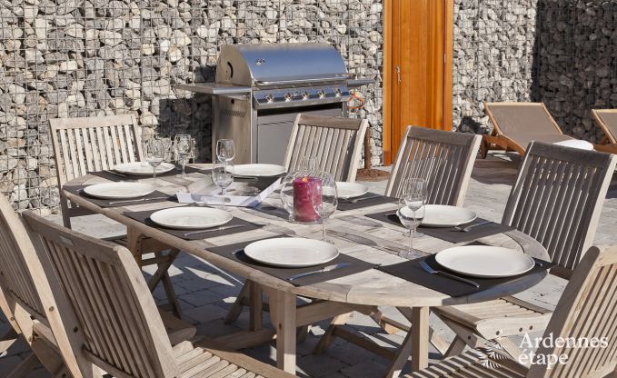 Luxury holiday home in Froidthier for 10 guests with swimming pool, wellness and 5 bedrooms near Aubel