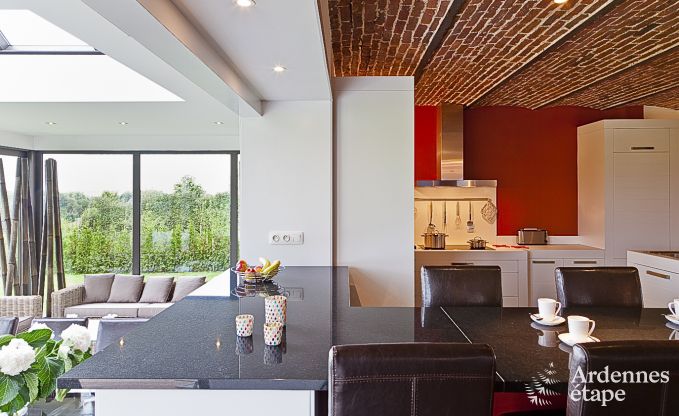 Luxury holiday home in Froidthier for 10 guests with swimming pool, wellness and 5 bedrooms near Aubel