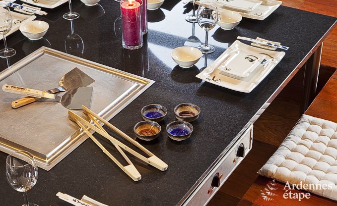 Luxury holiday home in Froidthier for 10 guests with swimming pool, wellness and 5 bedrooms near Aubel