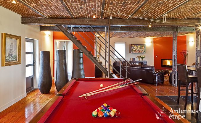 Luxury holiday home in Froidthier for 10 guests with swimming pool, wellness and 5 bedrooms near Aubel