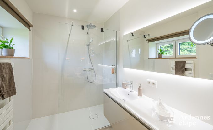 Holiday home Gesves for 6 people with 3 bedrooms and 3 bathrooms, hot tub, petanque 