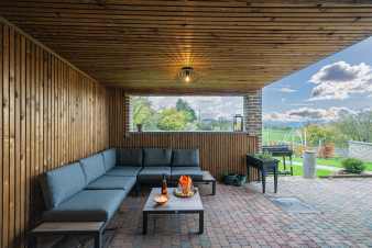 Charming holiday home Givet: 7 people, private garden, near Dinant and nature