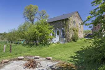 Charming holiday cottage for 12 persons in the heart of nature of Gouvy