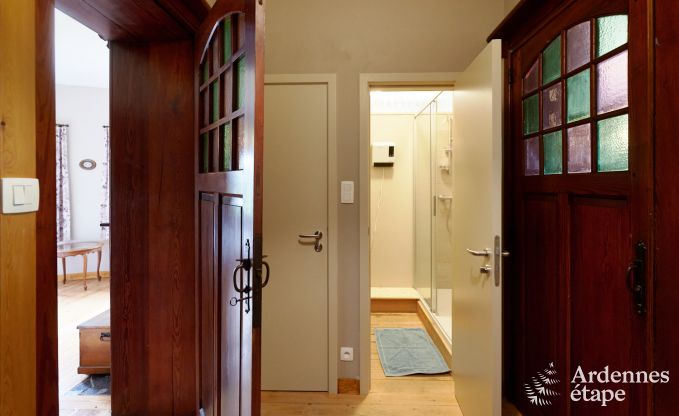 Spacious holiday home for 14 people with 5 bedrooms, 4 bathrooms and large private garden in Hamoir, Ardennes