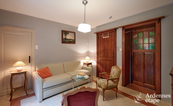 Spacious holiday home for 14 people with 5 bedrooms, 4 bathrooms and large private garden in Hamoir, Ardennes