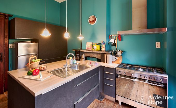 Spacious holiday home for 14 people with 5 bedrooms, 4 bathrooms and large private garden in Hamoir, Ardennes