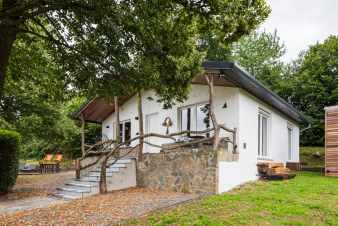Original, romantic holiday home to rent for two people in the Ardennes