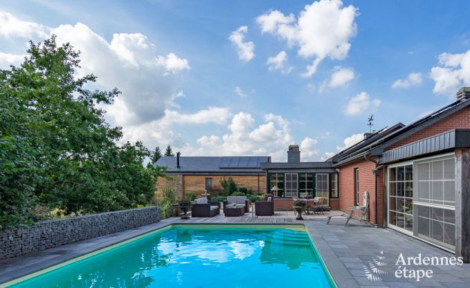 Spacious holiday home for 12 people with swimming pool and private garden in Hamois, Ardennes