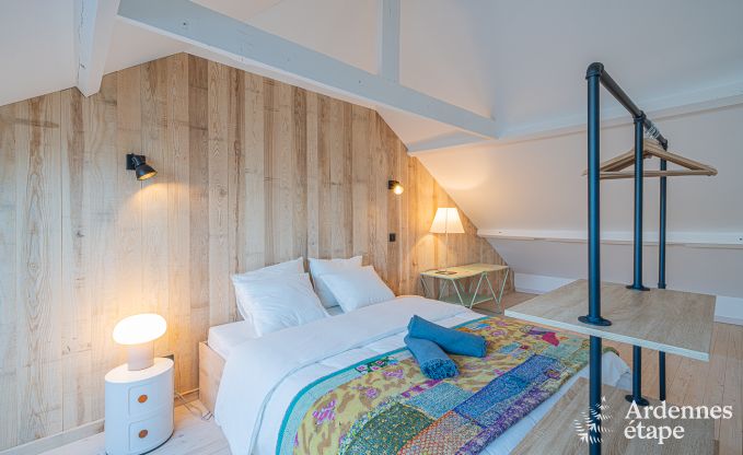 Spacious holiday home in Han-sur-Lesse for 8 people with 4 bedrooms, private garden and terrace