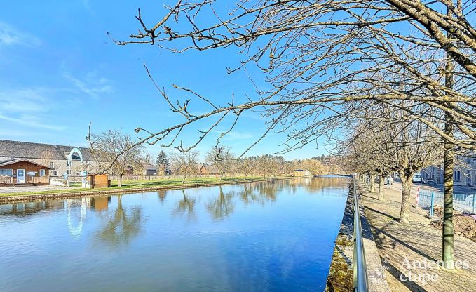 Spacious holiday home in Han-sur-Lesse for 8 people with 4 bedrooms, private garden and terrace