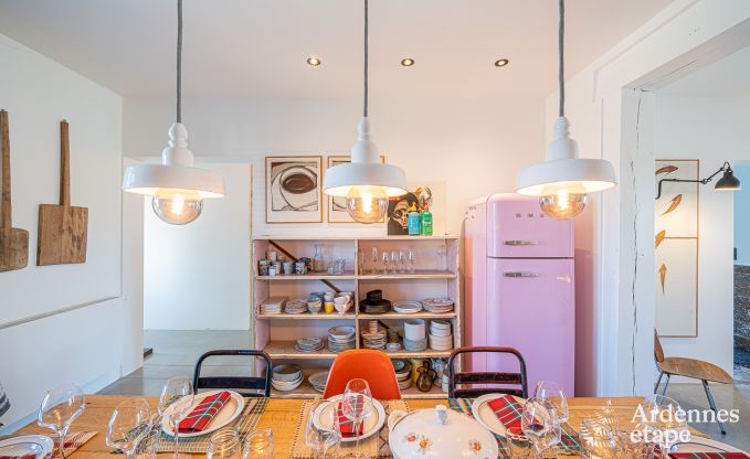 Spacious holiday home in Han-sur-Lesse for 8 people with 4 bedrooms, private garden and terrace