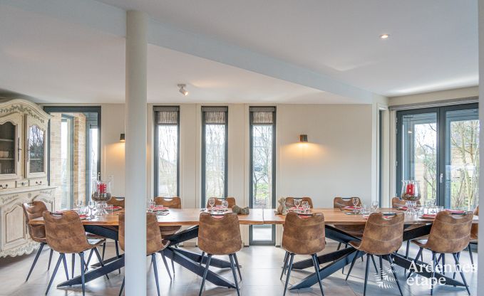 Spacious luxury villa with swimming pool in Hastire, Ardennes