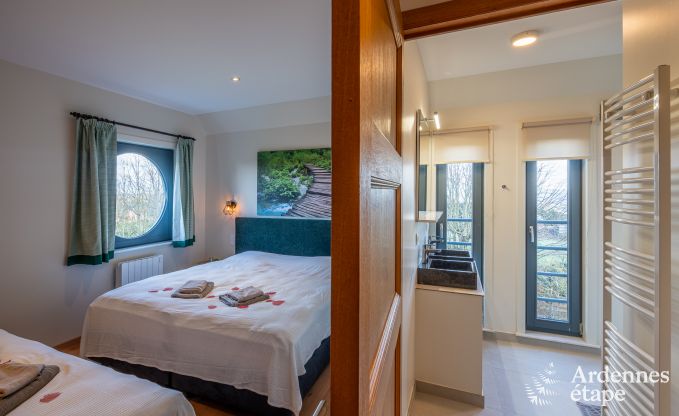 Spacious luxury villa with swimming pool in Hastire, Ardennes