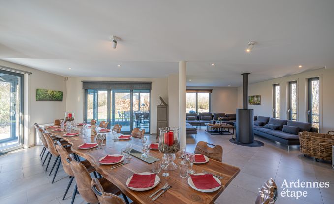 Spacious luxury villa with swimming pool in Hastire, Ardennes