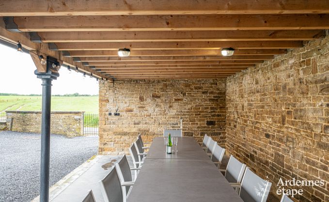 Magnificent holiday home for 14 people in Havelange