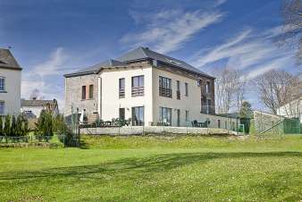 4-star group accommodation for 22 pers. to rent in Herbeumont