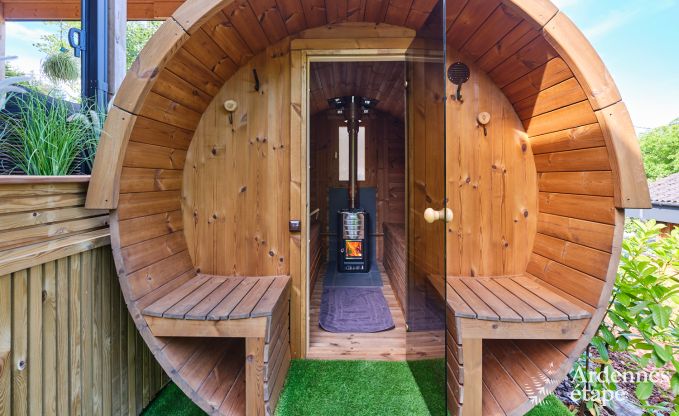 Chalet in Hotton for 6 persons with swim spa, hot tub and outdoor sauna near Durbuy