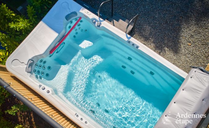 Chalet in Hotton for 6 persons with swim spa, hot tub and outdoor sauna near Durbuy