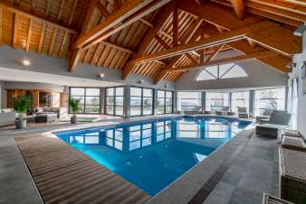 Luxury villa with pool for 12-13 p. in the Ardennes (Houffalize)