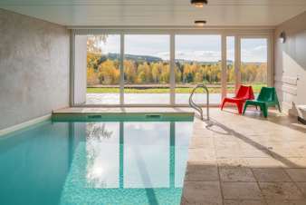 Luxury villa in Houffalize: comfort for 22 pers, pool, sauna, garden in Ardennes