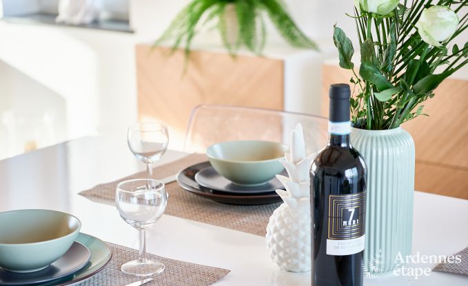 Cosy holiday home in Houyet: absolute calm for 4 people with a view of the Ardenne