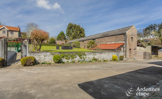 Holiday on a farm in Huy for 11 persons in the Ardennes