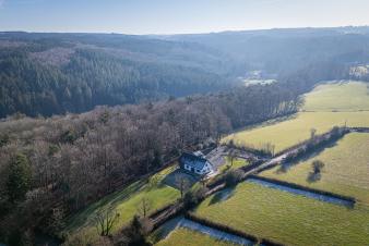 Luxurious holiday home Jalhay: 8 people, 3 couples, forest edge, Spa nearby