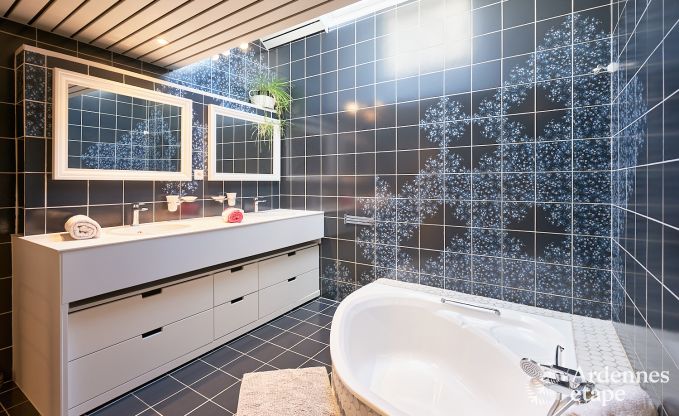 Holiday cottage in Jalhay for 9 persons in the Ardennes