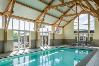 Large rental holiday house with inside pool and games room in La Roche